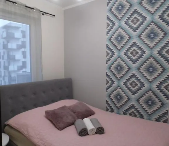 Nad Odra Ii Apartment *